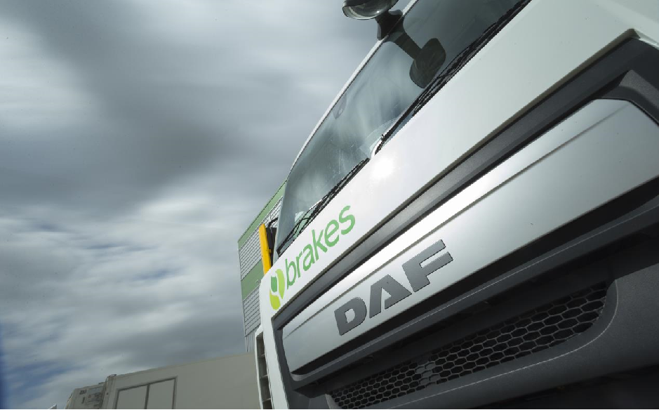 DAF LF Cleans up brakes new