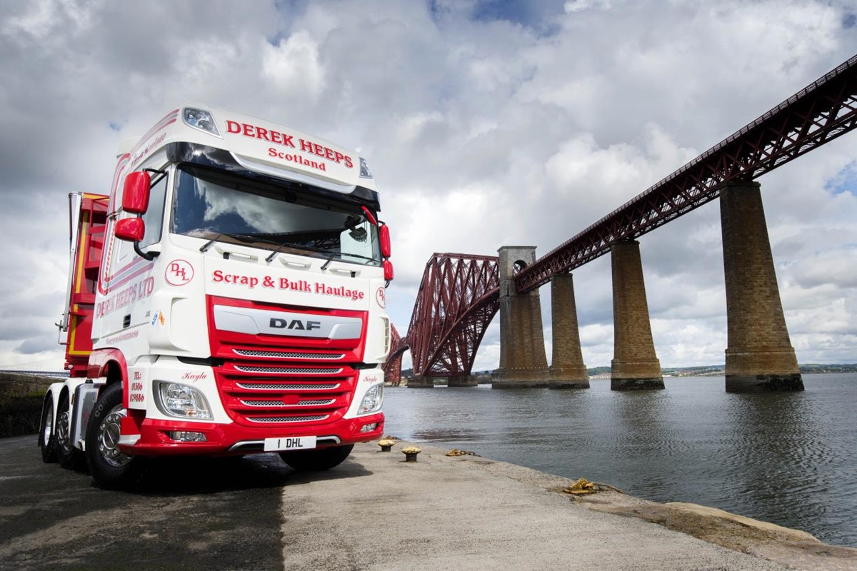 Heeps Heaps Praise on DAF XF