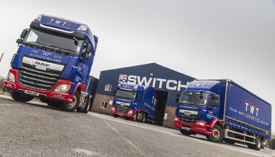 Switch turns on with DAF