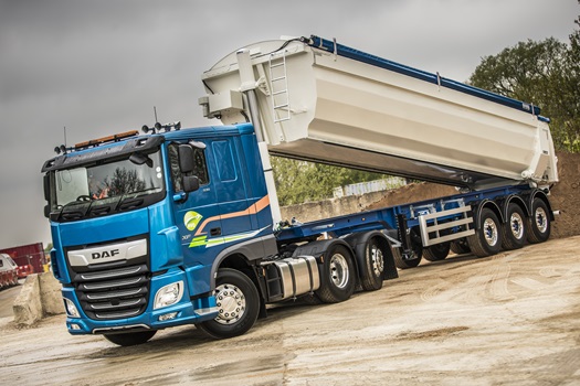 14 XF 530 FTN Comfort Cab