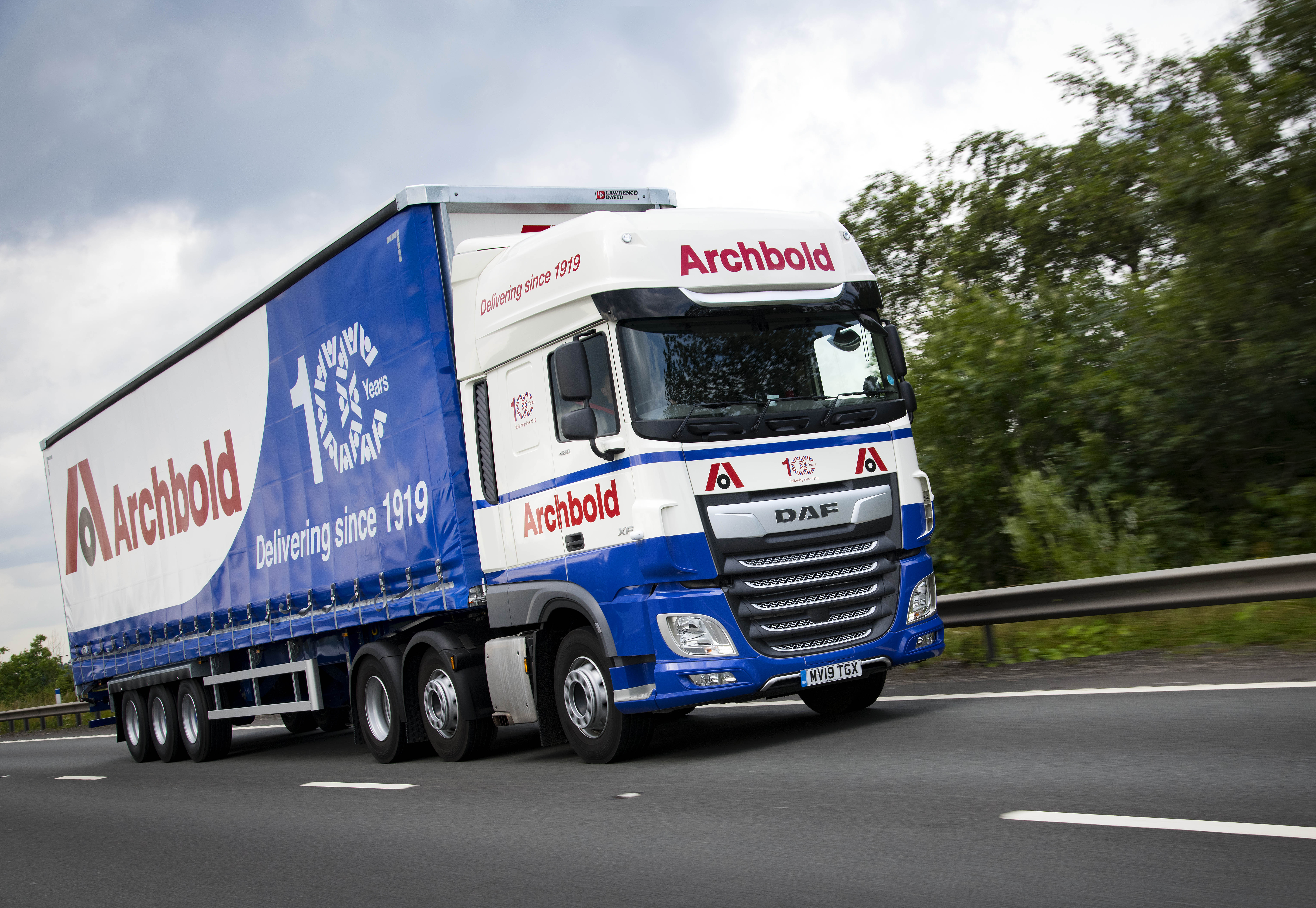 DAF sets fuel standard for Archbold Logistics