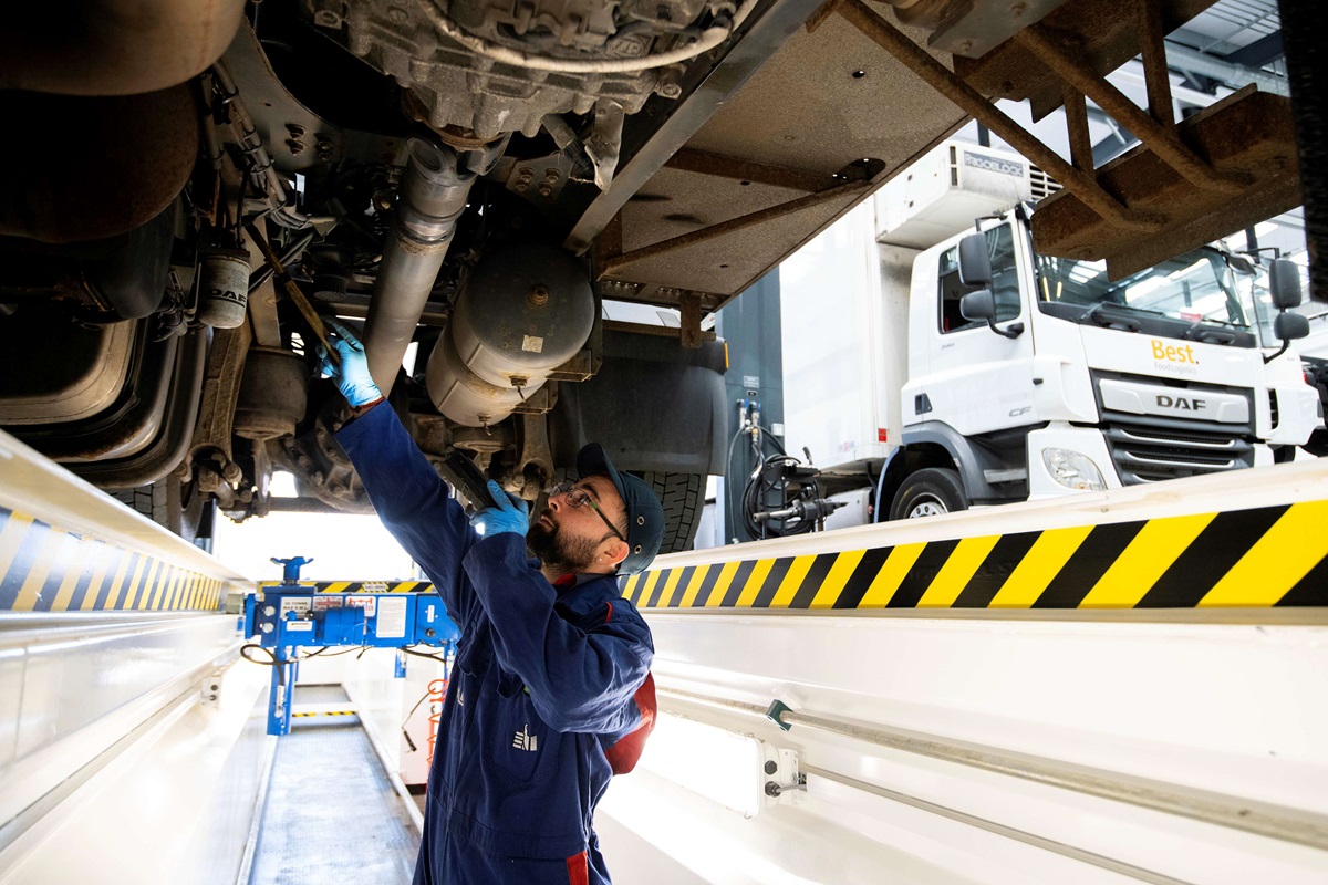 DAF Technician