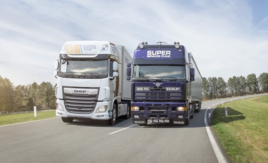 02 DAF Super Space Cab Celebration Edition And 1993 First Edition
