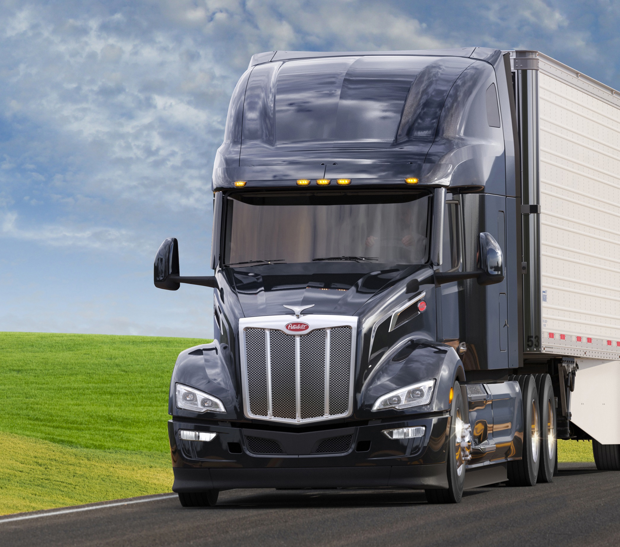 Photo 2 - Peterbilt 579