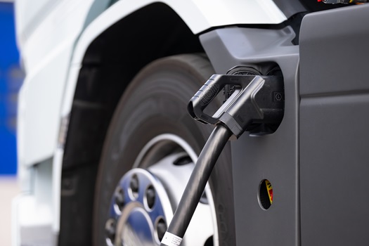 1202-PACCAR-Power-Solutions